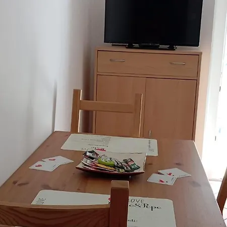 House - On The Apartment *