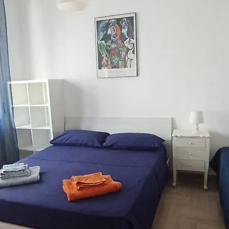 House - On The アパート ペスカーラ